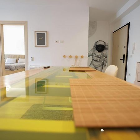 Apollo Apartment By Holistay Tirana Exteriör bild