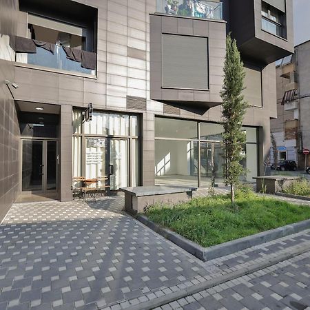 Apollo Apartment By Holistay Tirana Exteriör bild