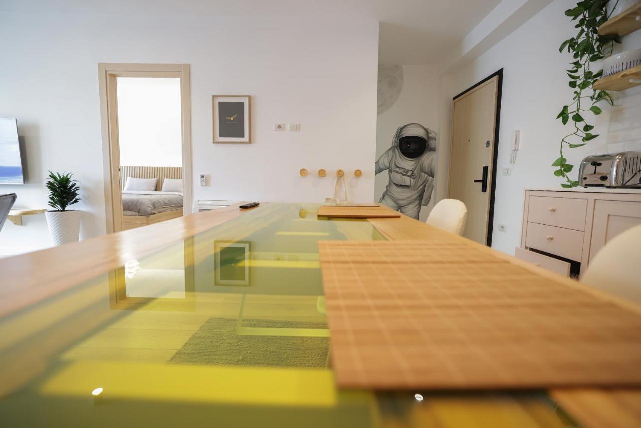 Apollo Apartment By Holistay Tirana Exteriör bild