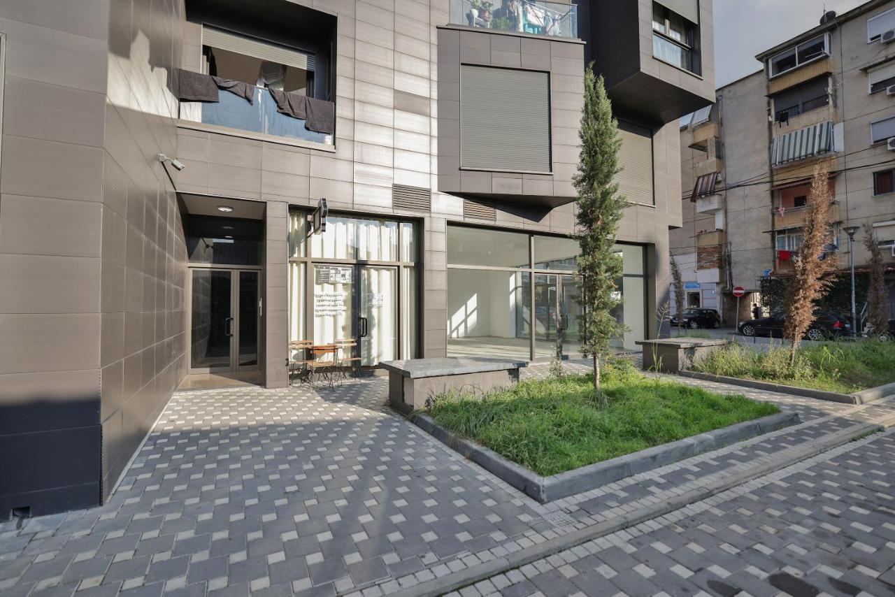 Apollo Apartment By Holistay Tirana Exteriör bild