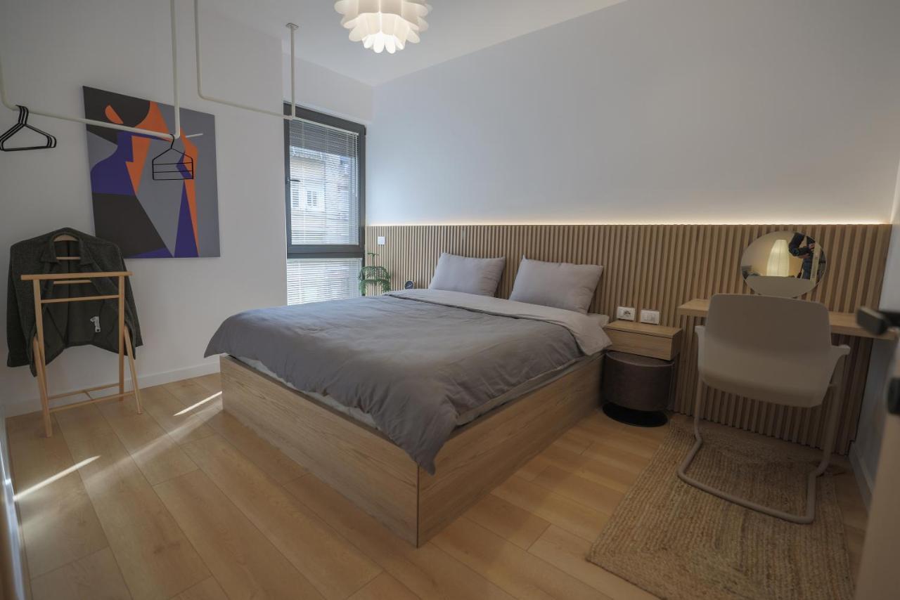 Apollo Apartment By Holistay Tirana Exteriör bild