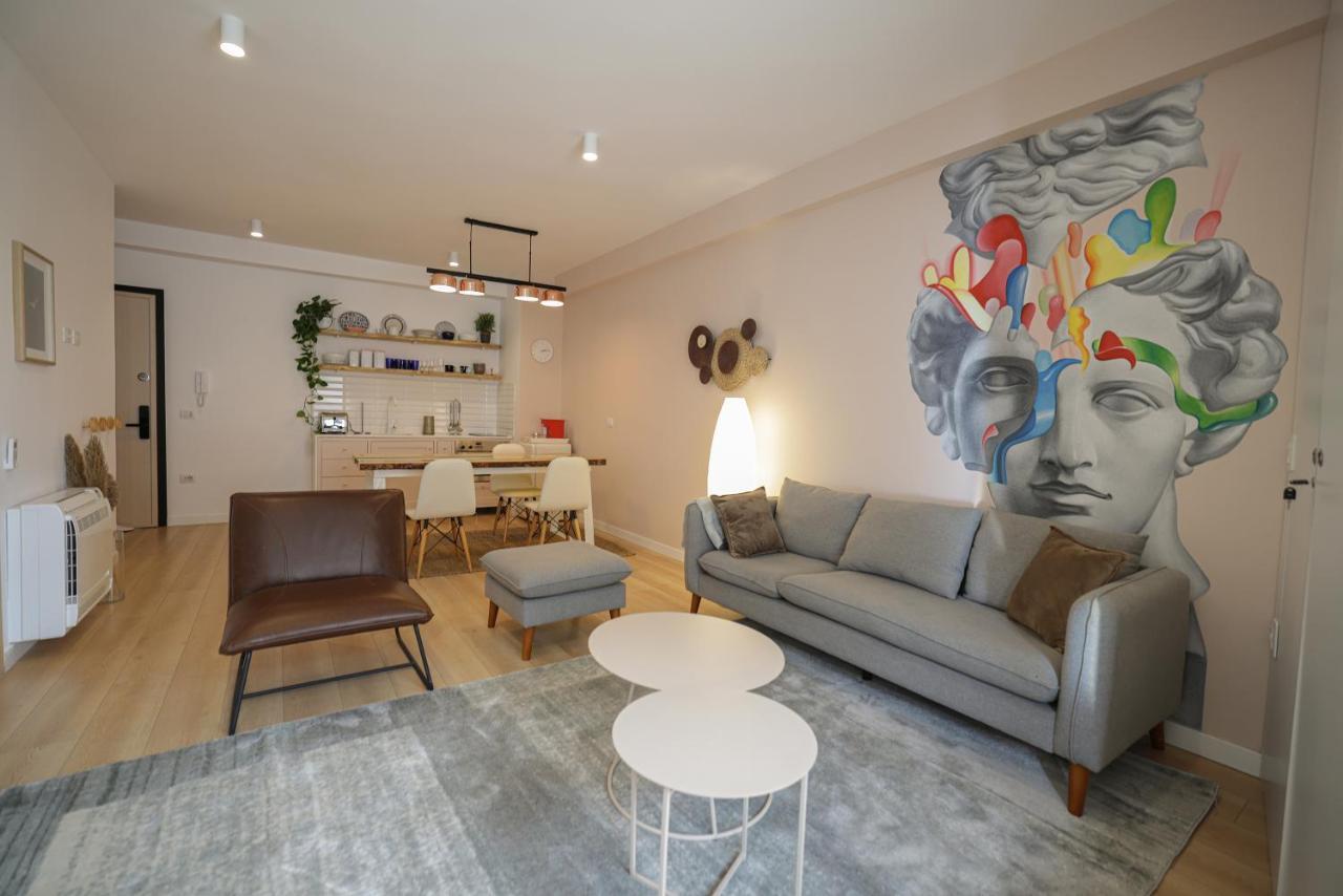Apollo Apartment By Holistay Tirana Exteriör bild