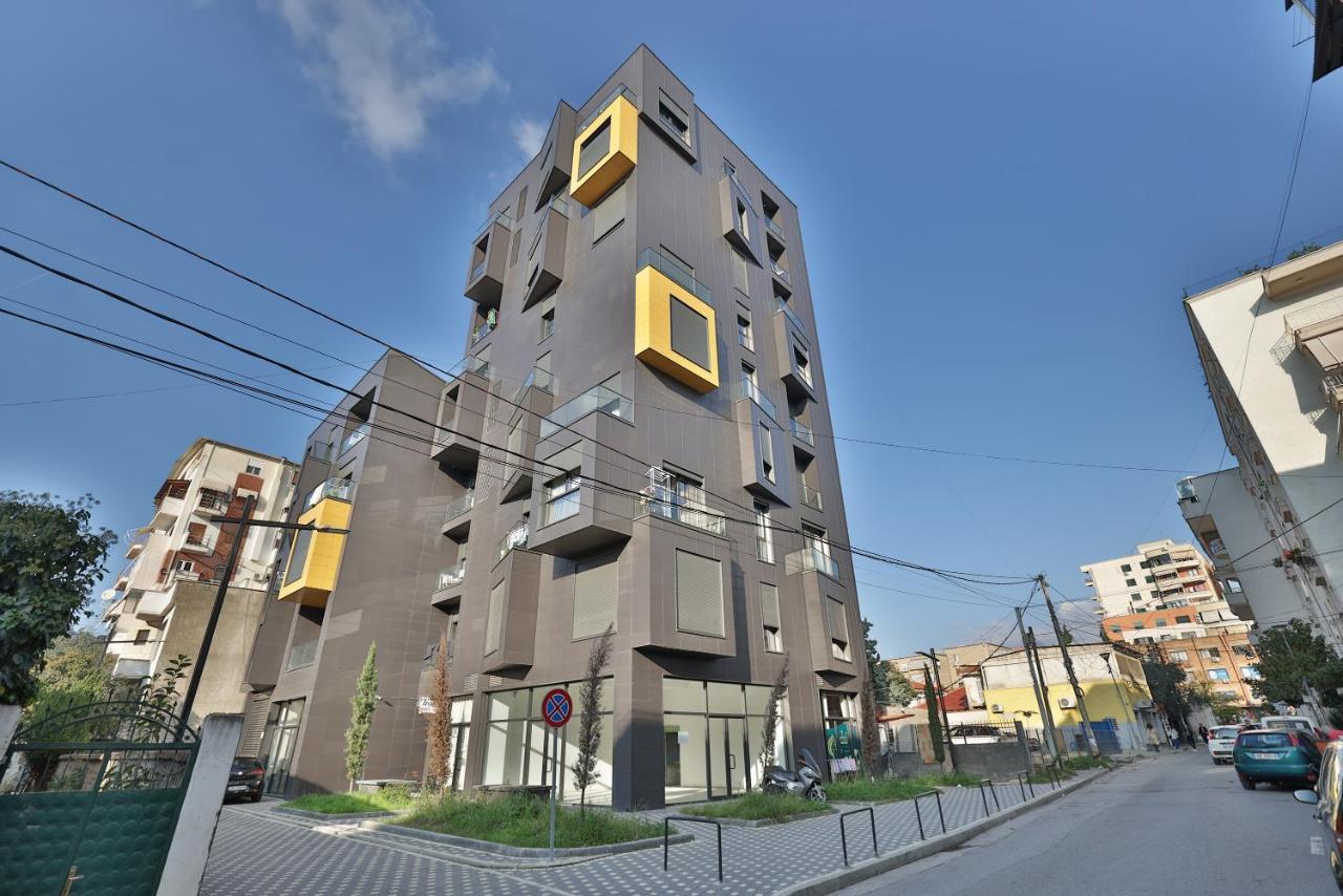 Apollo Apartment By Holistay Tirana Exteriör bild